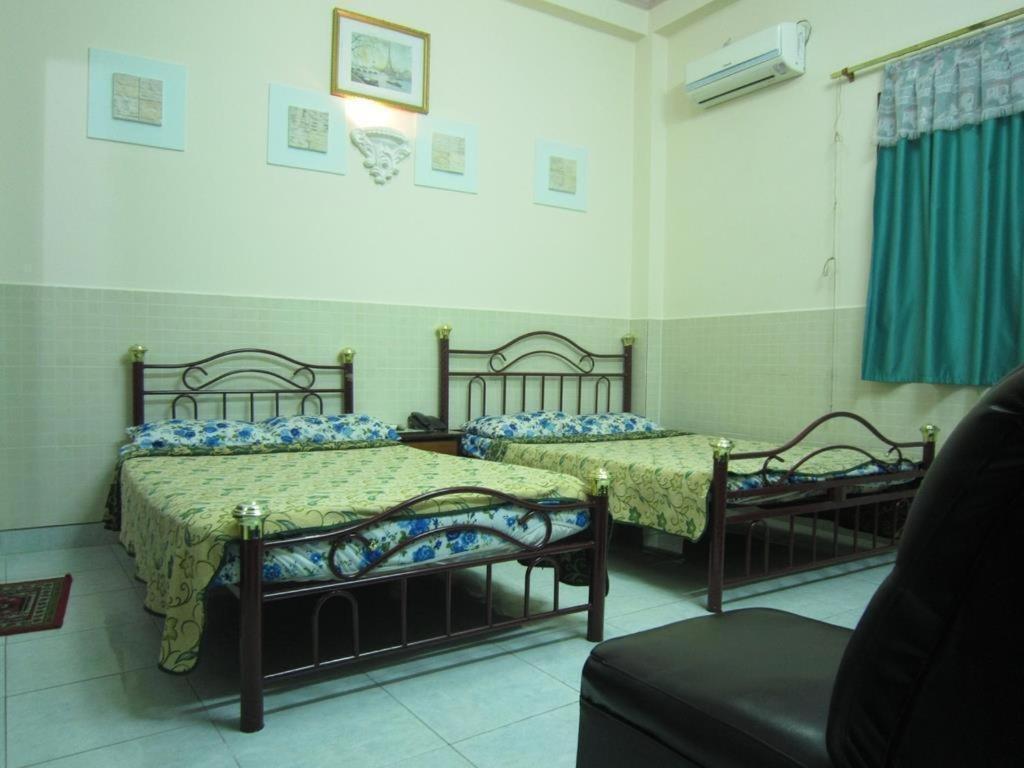 Timi Hotel Хошимин Экстерьер фото